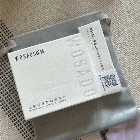 Wosado - Magnetic Eyelashes - #14 FROST BLACK - Sticker and Pouch Set - Picture 2 of 5